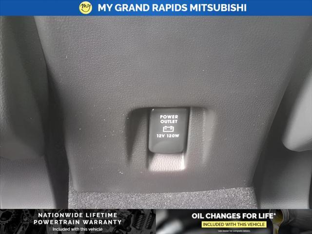 Photo of 2025 White Diamond Mitsubishi Eclipse Cross