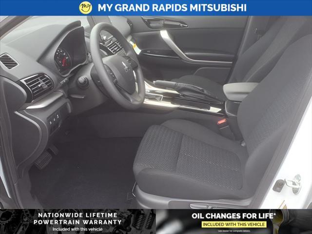 Photo of 2025 White Diamond Mitsubishi Eclipse Cross
