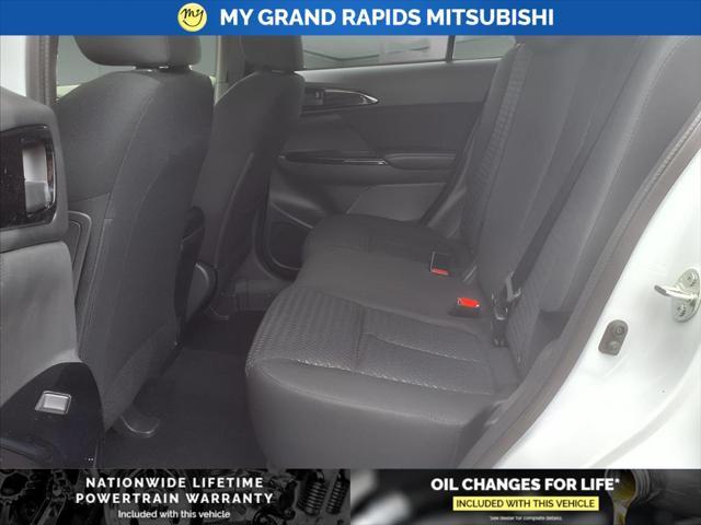 Photo of 2025 White Diamond Mitsubishi Eclipse Cross