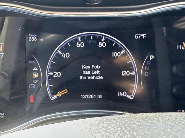 Photo of 2019 Sangria Metallic Jeep Grand Cherokee