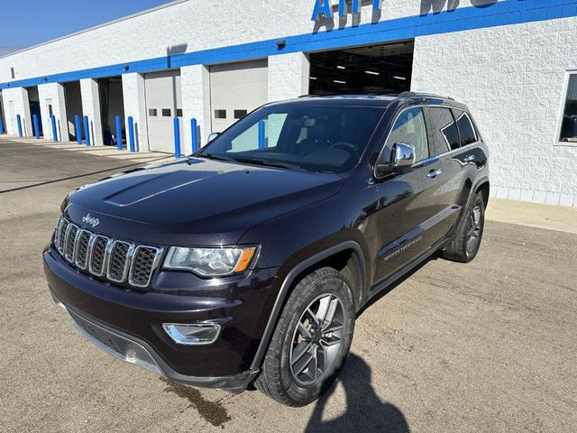 Photo of 2019 Sangria Metallic Jeep Grand Cherokee