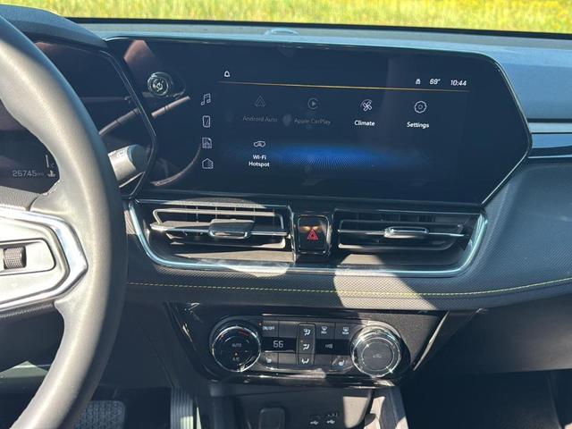 Photo of 2025 Mosaic Black Metallic Chevrolet Trailblazer