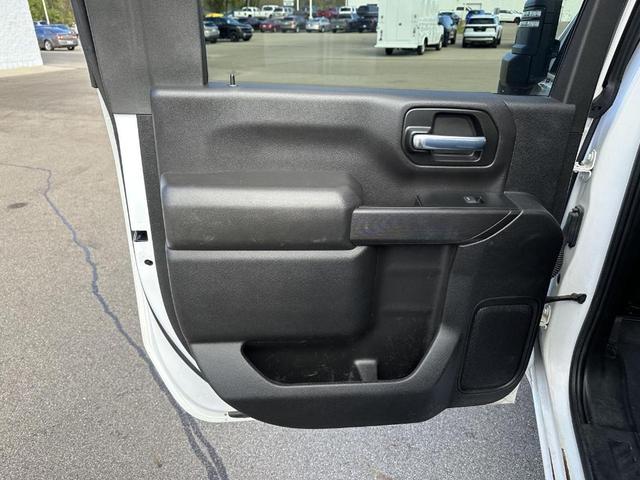 Photo of 2023 Summit White Chevrolet Silverado 2500