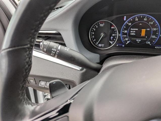 Photo of 2024 Summit White Buick Enclave