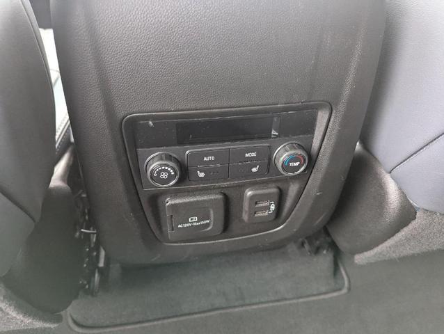 Photo of 2024 Summit White Buick Enclave