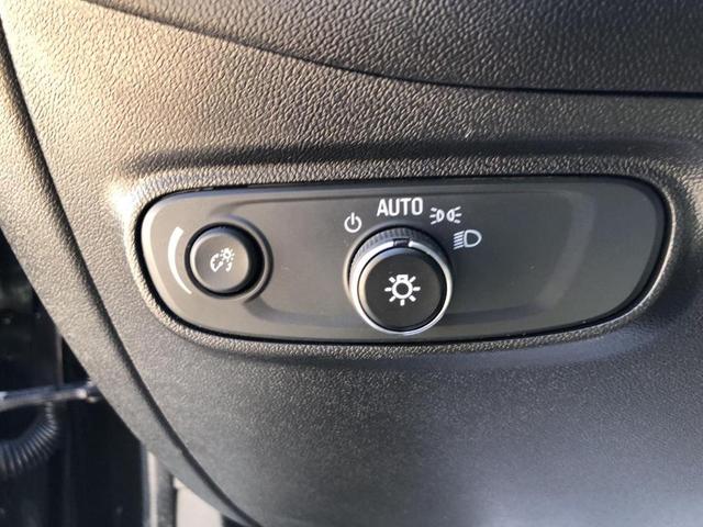 Photo of 2019 Mosaic Black Metallic Chevrolet Equinox