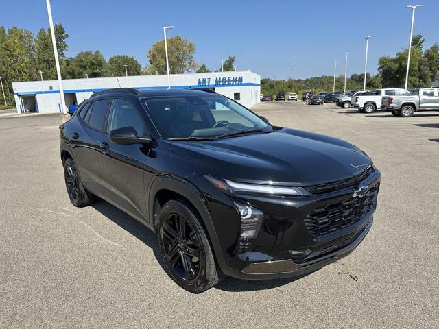 Photo of 2024 Mosaic Black Metallic Chevrolet Trax