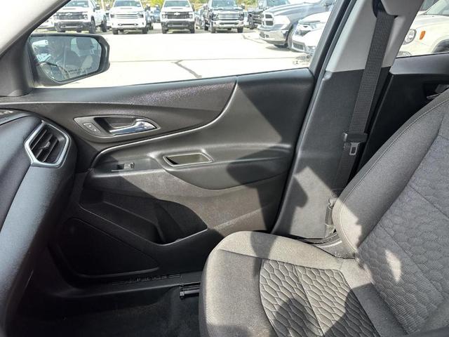 Photo of 2019 Pacific Blue Metallic Chevrolet Equinox
