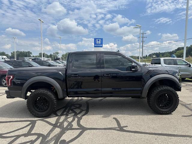 Photo of 2019 Agate Black Metallic Ford F-150