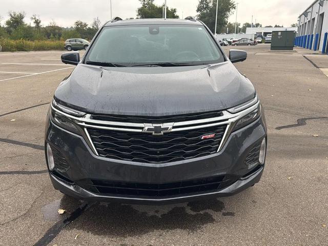 Photo of 2023 Gray Chevrolet Equinox