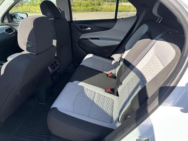 Photo of 2023 Summit White Chevrolet Equinox