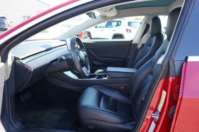 Photo of 2018 Red Multi-Coat Tesla Model 3