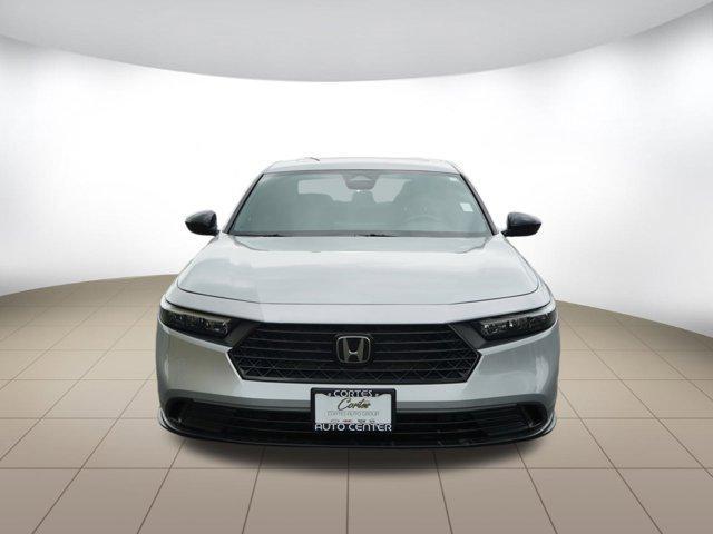 Photo of 2023 Lunar Silver Metallic Honda Accord Hybrid