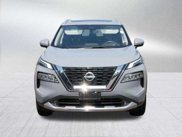 Photo of 2022 Boulder Gray Pearl Nissan Rogue