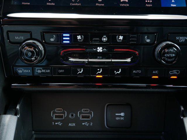 Photo of 2025 Silver Zynith Jeep Grand Cherokee