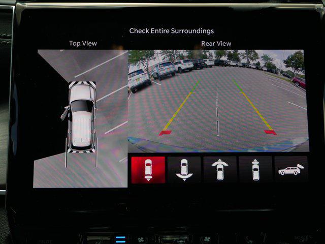 Photo of 2025 Silver Zynith Jeep Grand Cherokee