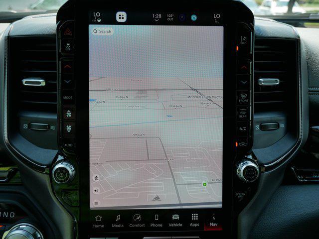 Photo of 2026 Diamond Black Crystal Pearlcoat RAM 1500