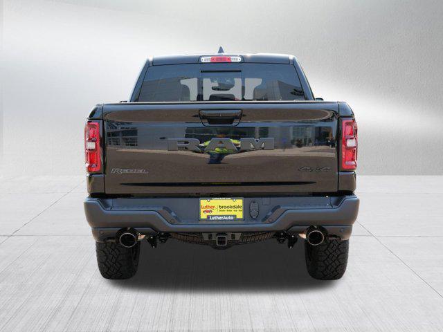 Photo of 2026 Diamond Black Crystal Pearlcoat RAM 1500