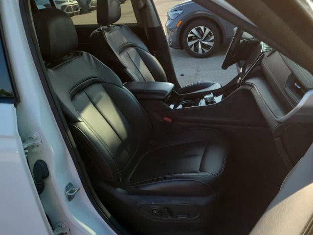 Photo of 2021 Bright White Clearcoat Jeep Grand Cherokee L