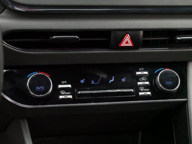 Photo of 2021 Phantom Black Hyundai SONATA