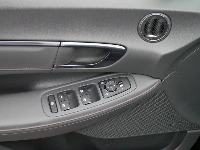 Photo of 2021 Phantom Black Hyundai SONATA