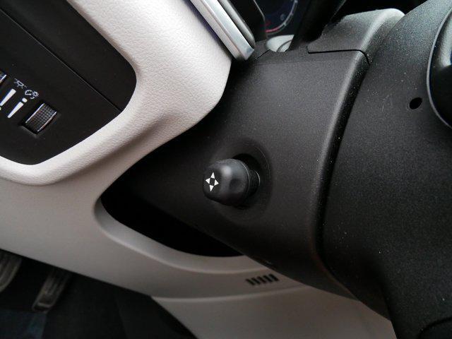 Photo of 2022 Diamond Black Crystal Pearlcoat Jeep Grand Cherokee L