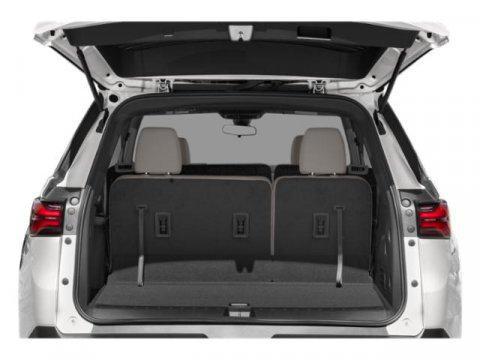 Photo of 2022 Black Cherry Metallic Chevrolet Traverse