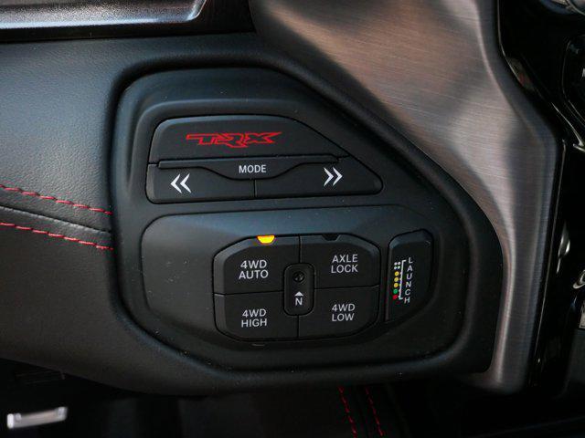 Photo of 2022 Diamond Black Crystal Pearlcoat RAM 1500