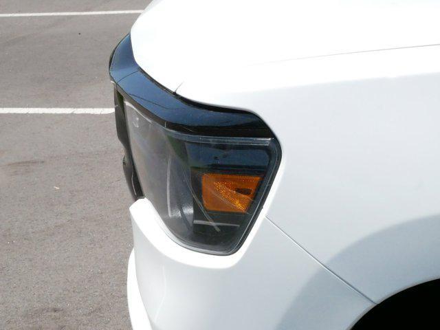 Photo of 2022 Bright White Clearcoat RAM 1500