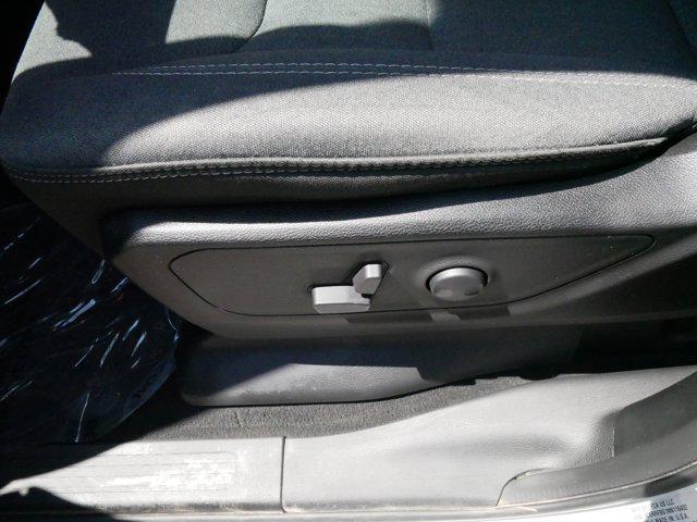 Photo of 2022 Bright White Clearcoat RAM 1500