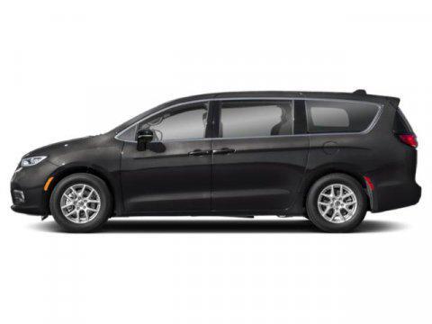 Photo of 2026 Bright White Clearcoat Chrysler Pacifica