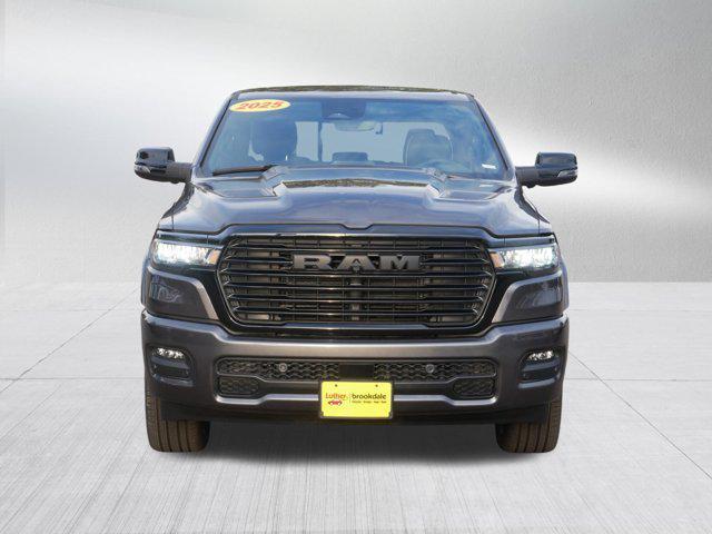 Photo of 2025 Granite Crystal Metallic Clearcoat RAM 1500
