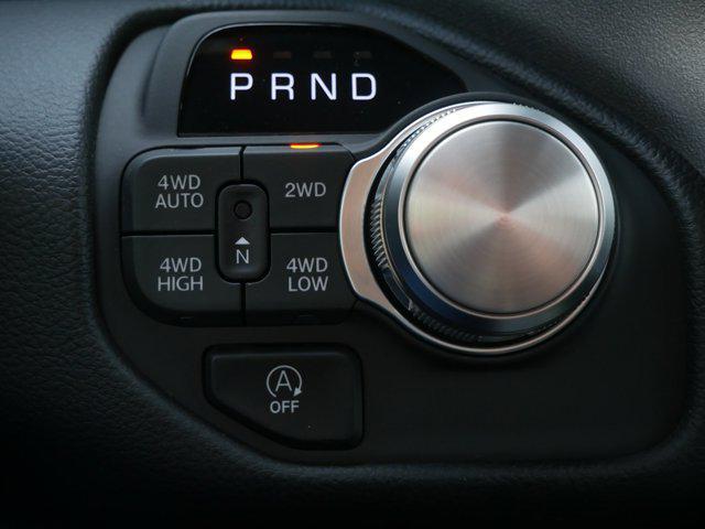 Photo of 2025 Granite Crystal Metallic Clearcoat RAM 1500
