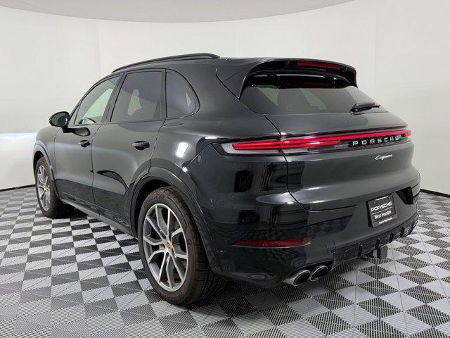 Photo of 2025 Chromite Black Metallic Porsche Cayenne