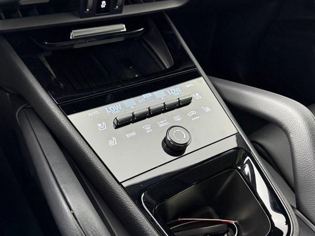 Photo of 2025 Chromite Black Metallic Porsche Cayenne