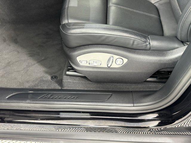 Photo of 2025 Black Porsche Macan