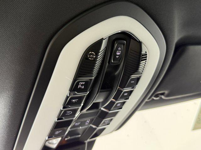 Photo of 2025 Black Porsche Macan