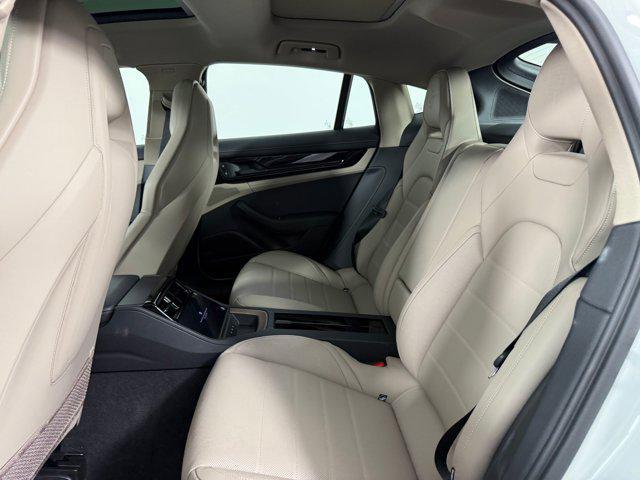 Photo of 2025 White Porsche Panamera