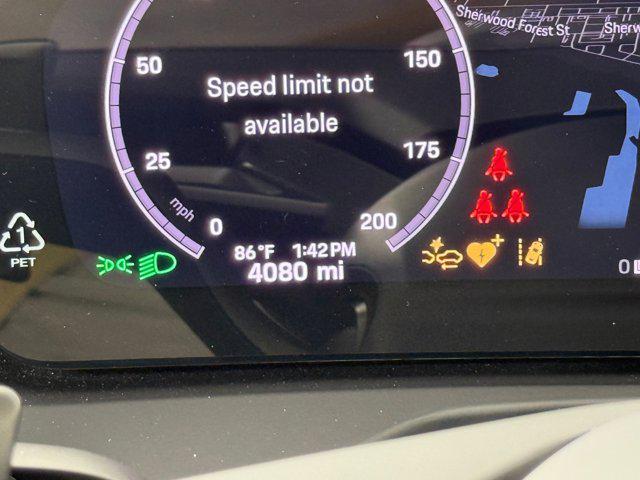 Photo of 2025 White Porsche Panamera