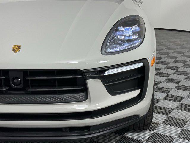 Photo of 2025 Chalk Porsche Macan