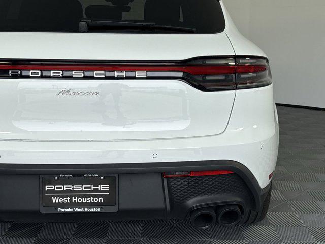 Photo of 2024 White Porsche Macan