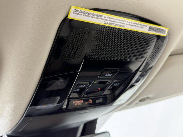 Photo of 2024 Eminent White Pearl Lexus RX 350