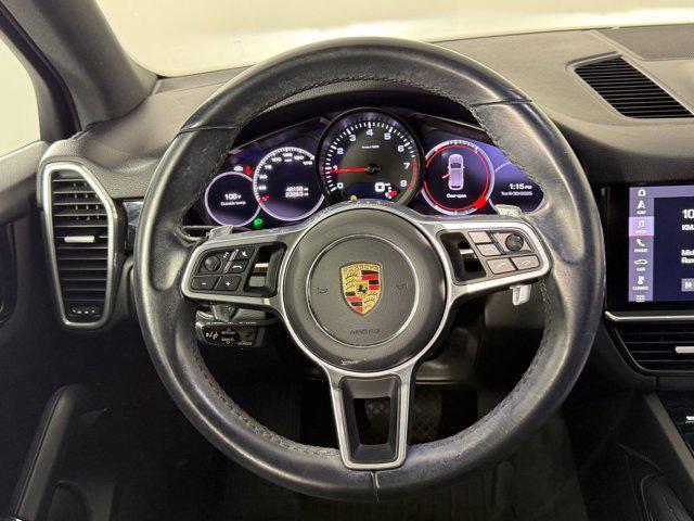 Photo of 2021 Quartzite Grey Metallic Porsche Cayenne