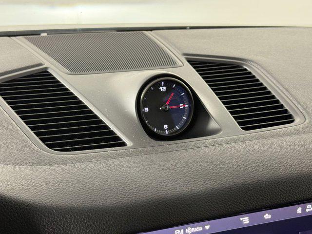 Photo of 2021 Quartzite Grey Metallic Porsche Cayenne