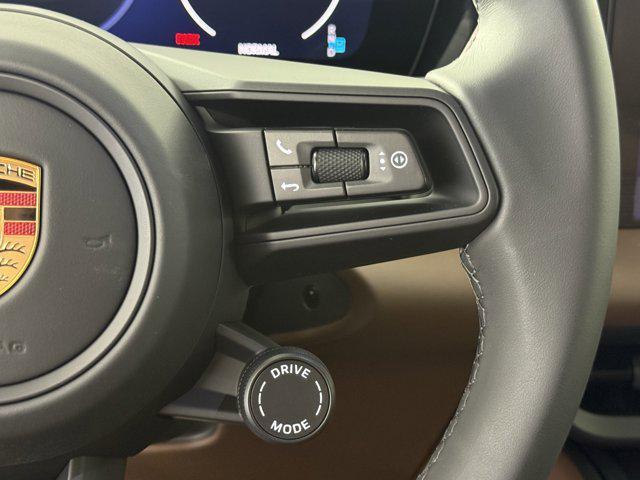 Photo of 2025 Copper Ruby Metallic Porsche Macan