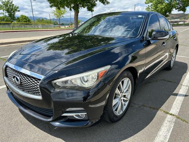 2015 Infiniti Q50