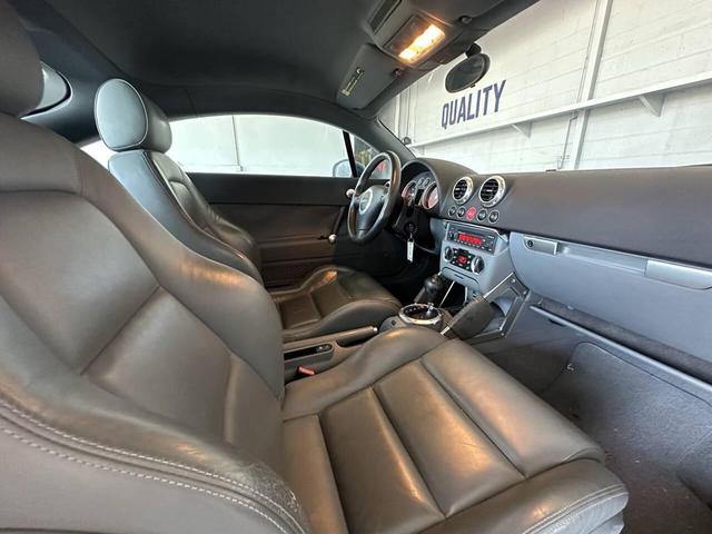 Photo of 2004 Blue Audi TT