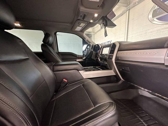 Photo of 2019 White Ford F-350