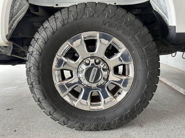 Photo of 2019 White Ford F-350