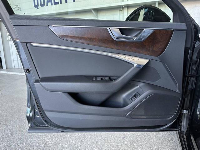 Photo of 2019 Black Audi A6